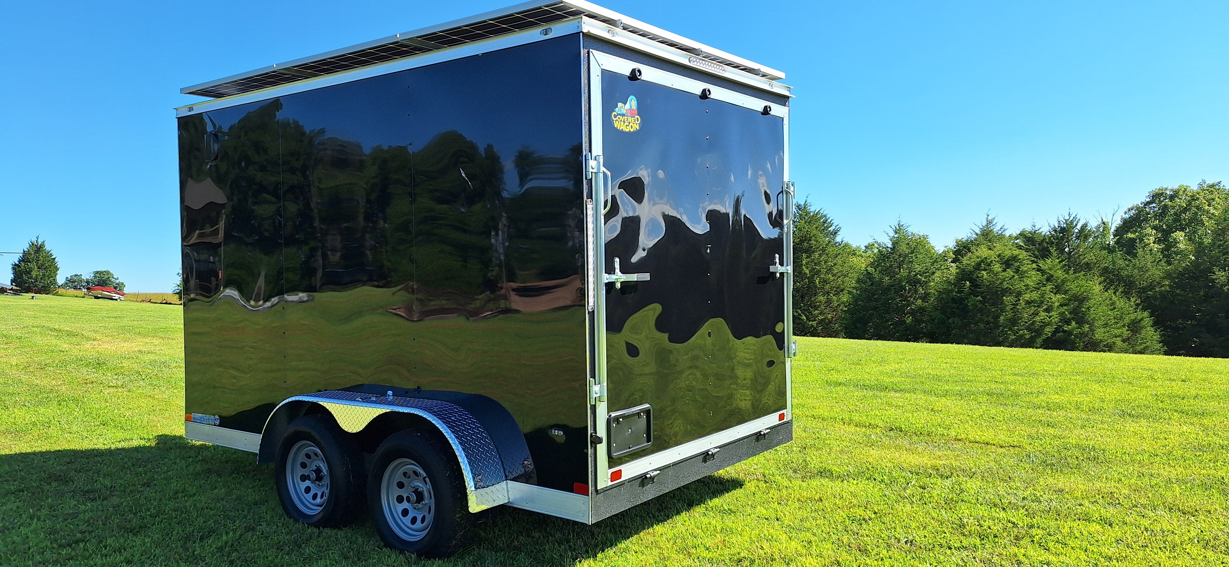 12' Enclosed SOLAR POWERED Offgrid Self-Sufficient Trailer BASE MODEL