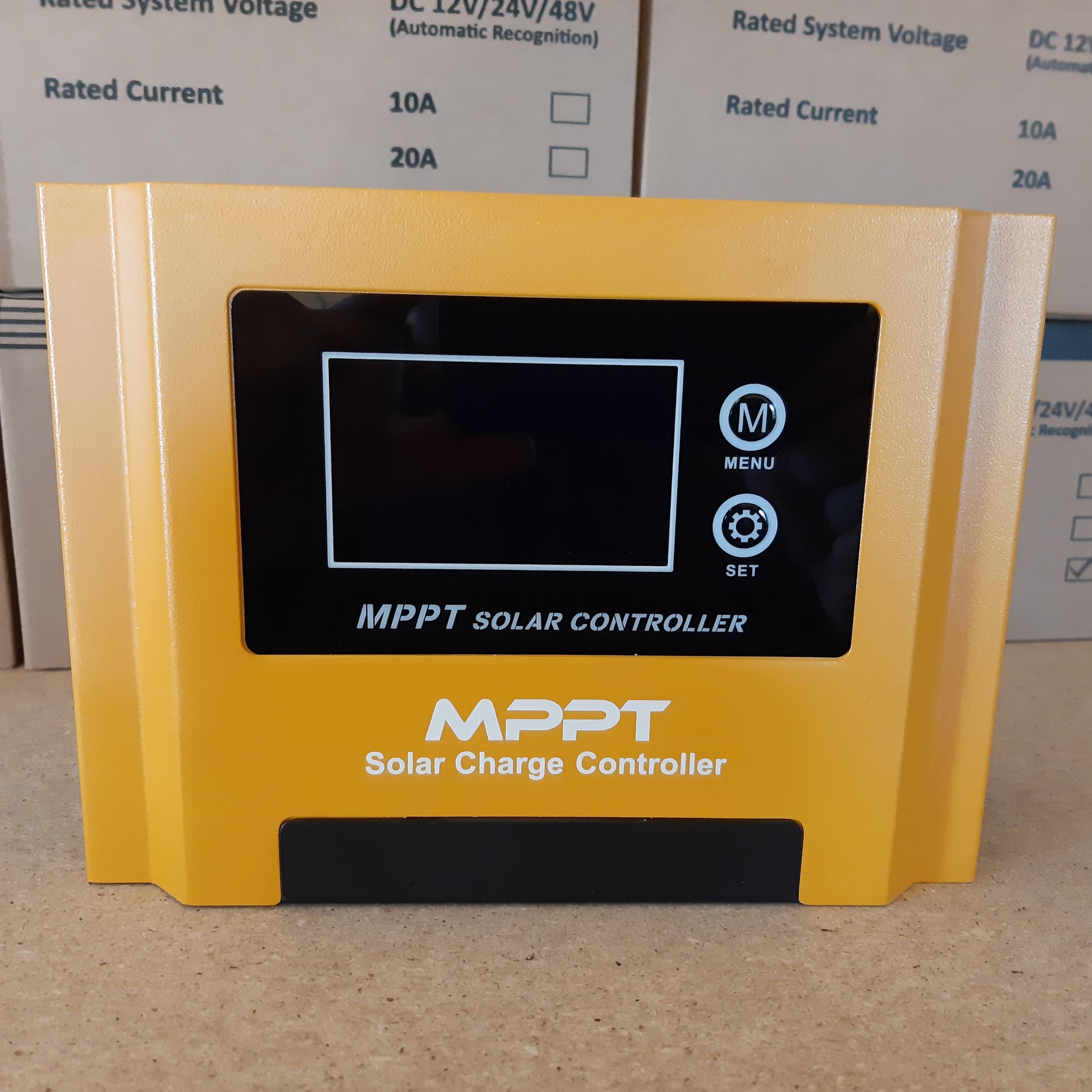 30 Amp MPPT Solar Charge Controller with LCD Display