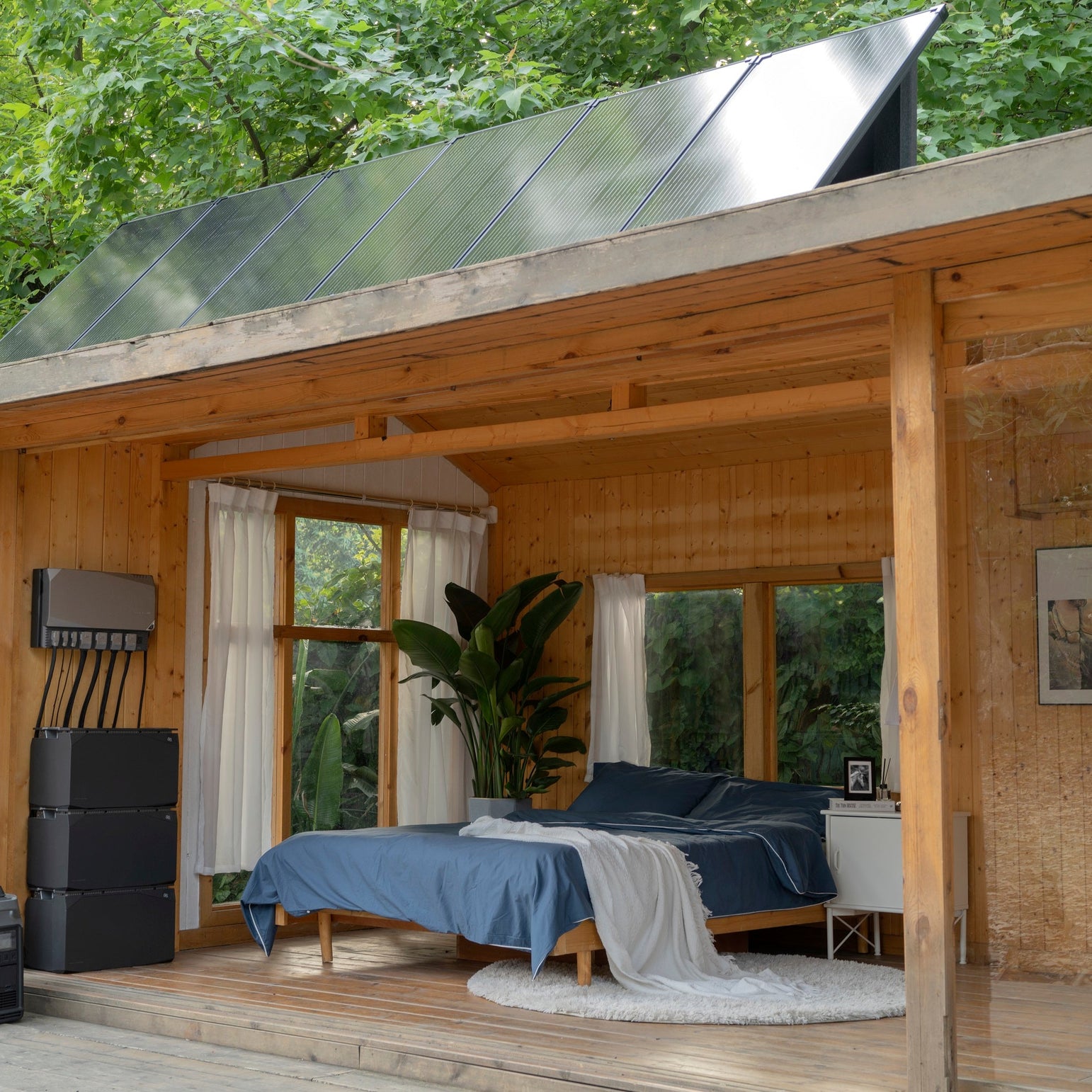 EcoFlow Power Kit 120V Output - 1x 3600 Watt Solar Generator / 15000wH Lithium Storage / 2600w Solar Complete Offgrid Kit