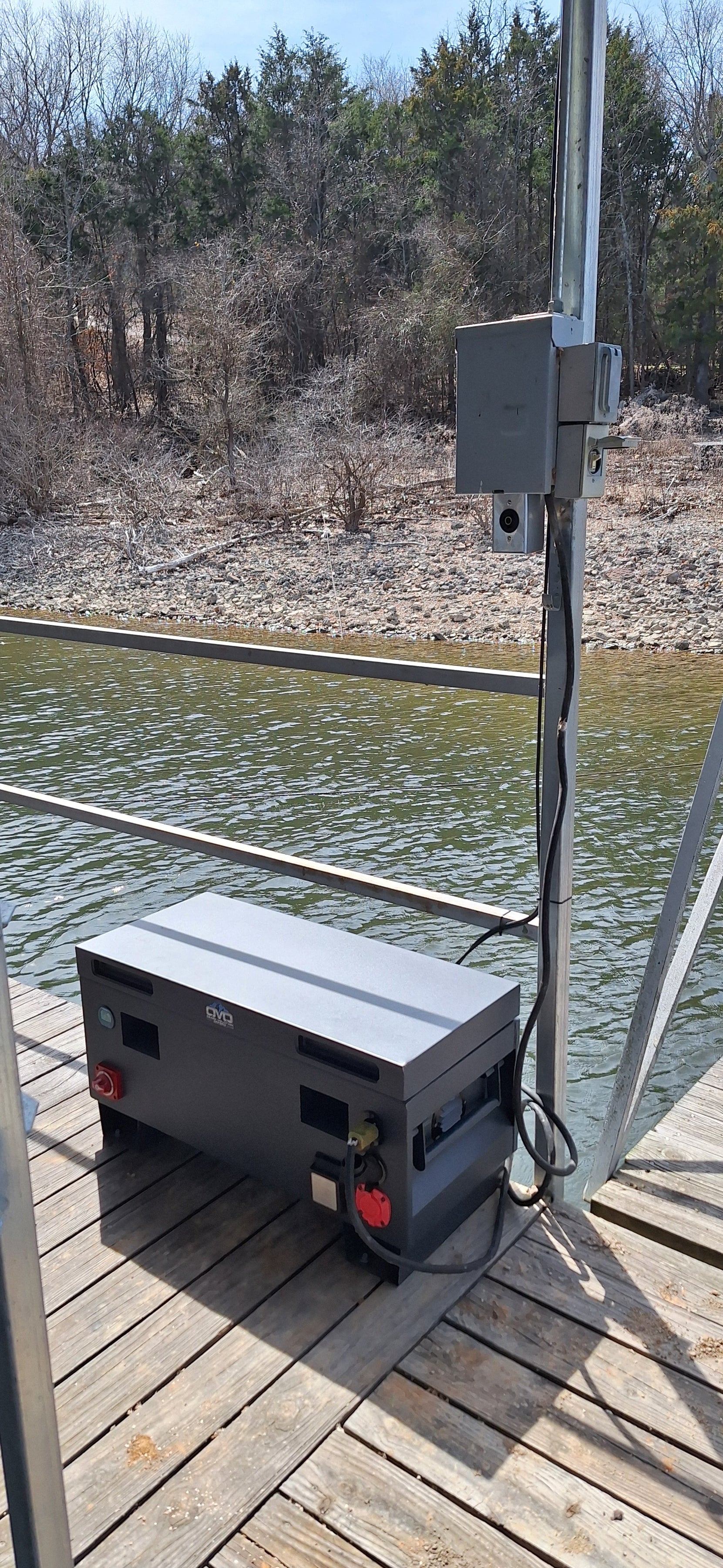 1.1KW Boat Dock Offgrid Solar Kit - Portable with Plug and Play Connections