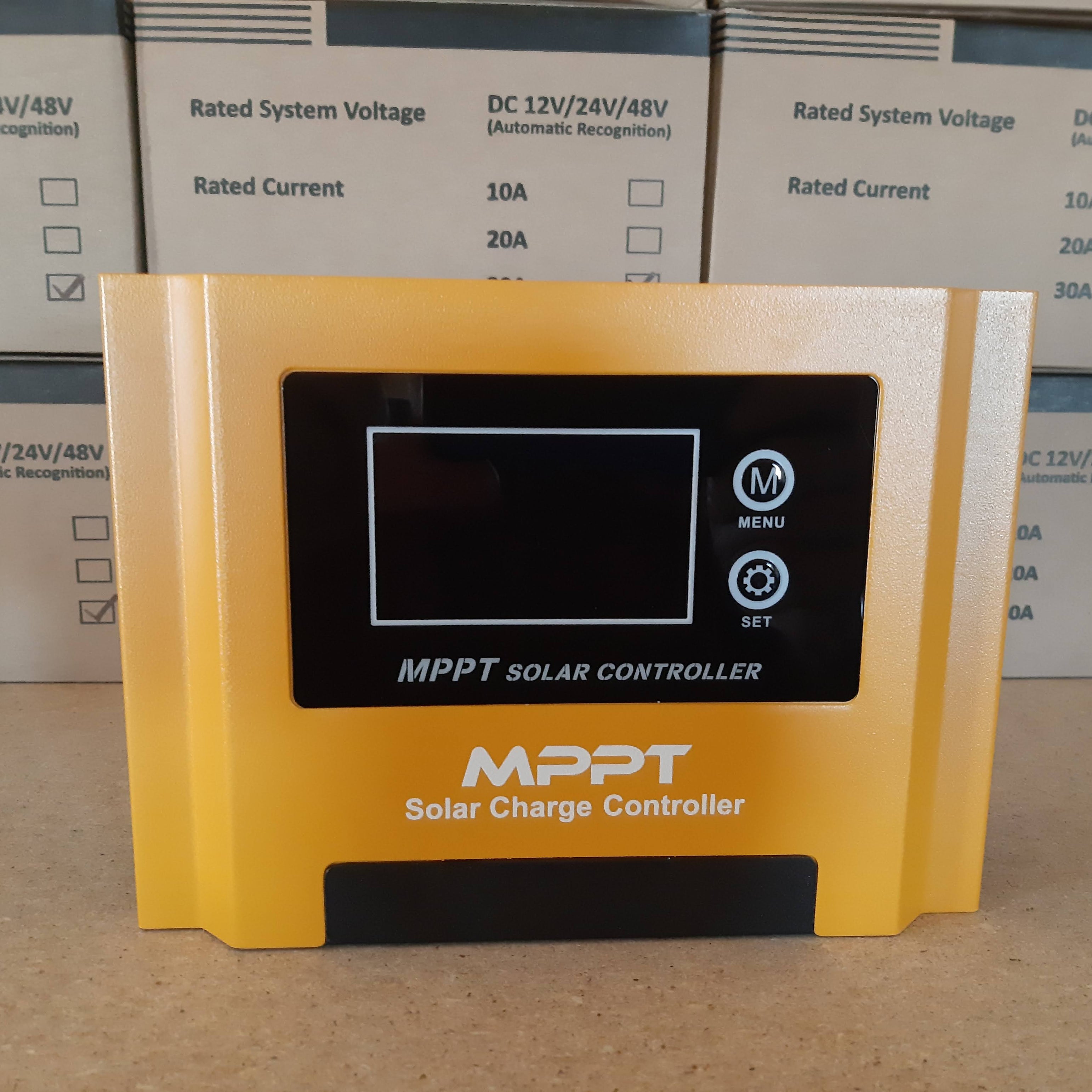 30 Amp MPPT Solar Charge Controller with LCD Display