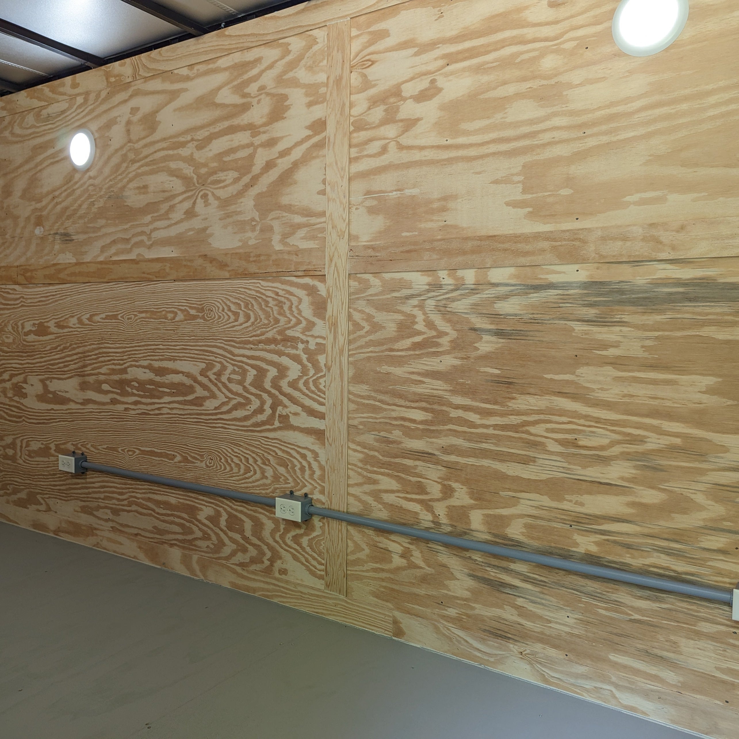 12' Enclosed SOLAR POWERED Offgrid Self-Sufficient Trailer BASE MODEL